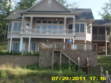 The Back Of A Amazing One Million Dollar House In Tennessee Get Your