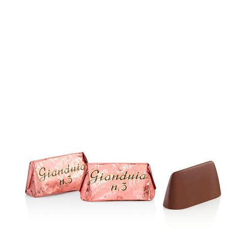 Pralinen Set Aus Nougatspitzen Nougat Veredelt Schokoladen