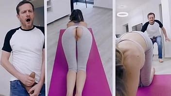 BANGBROS El Padrastro Pervertido Yanick Shaft Se Folla A La Joven Rebecca Volpetti XVIDEOS