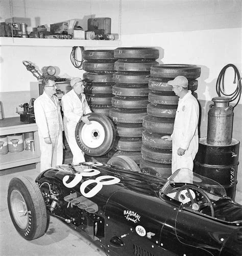 Pin by John Hill on Indy 500 | Classic racing cars, Indy 500, Indy roadster