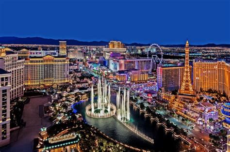 Tips To Enjoy Nightlife In Las Vegas - The Frisky