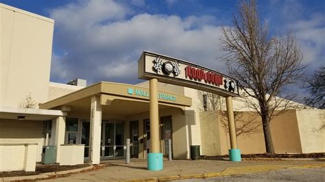 Fifty Years Later, Lafayette Square Mall In Indianapolis, IN, Waits ...