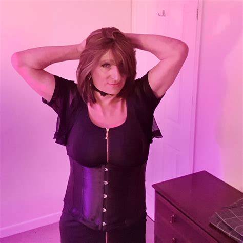 Helena Brunette Photo Ashemaletube