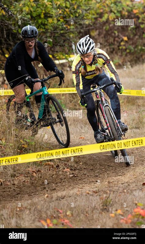 Womans Cyclocross Race Hi Res Stock Photography And Images Alamy