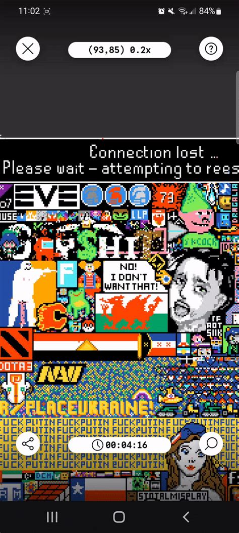 am I the only person who realized the hidden image at the top left ...