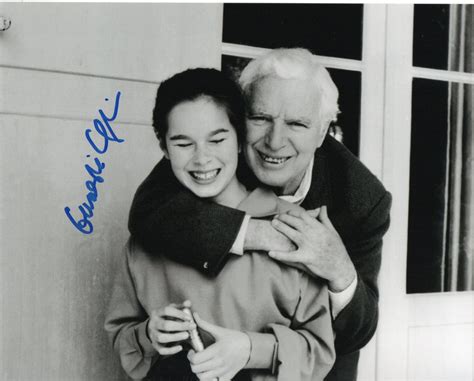 Geraldine Chaplin – Signed Photo – Family picture – SignedForCharity