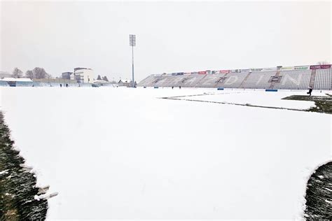 U Ivanje U Dana Njoj Utakmici Omogu Ili Su Vam Dali Vitez I