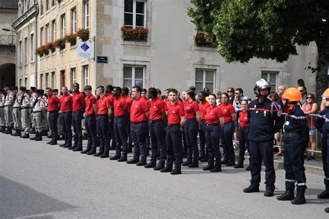 Centre Epide De Langres Les Volontaires D Filent Pour Les Festivit S