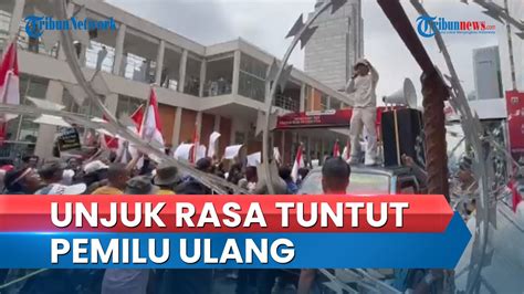 Demo Protes Dugaan Kecurangan Pemilu Di Kantor Bawaslu Ri Massa