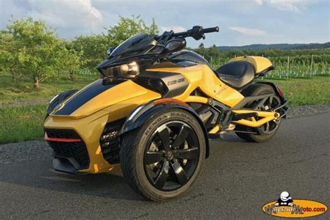 Essai Du Spyder F S Daytona Magazinemoto