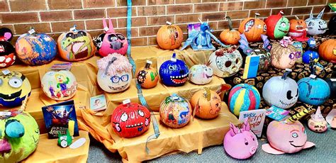 Storybook Pumpkins on display at Granby Elementary School | SkyHiNews.com