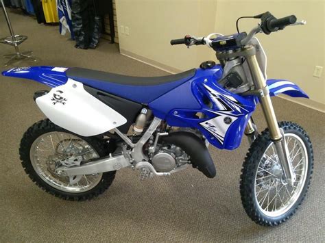 2011 Yamaha YZ 125 Dirt Bike for sale on 2040-motos