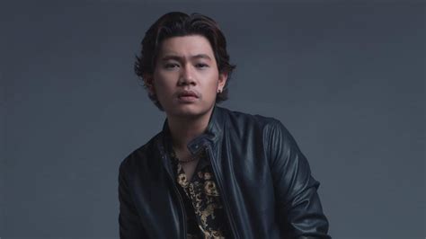 penyanyi bona kembali rilis lagu bernuansa sendu