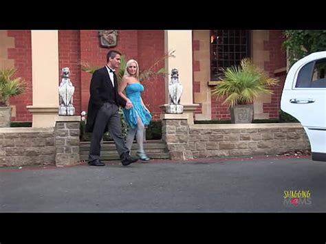 After Their Wedding Milf And Her Husband Get Ed By A Blonde Who Aches For An Outdoors Shagging