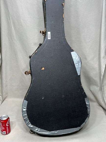 Yamaha FG-260 acoustic guitar - Dixon's Auction at Crumpton