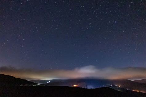 200度近いパノラマで星空を楽しめる！夕陽の丘公園の星空 信州たてしな観光情報サイト：長野県のリゾート地 白樺高原周辺の観光情報を発信するサイト