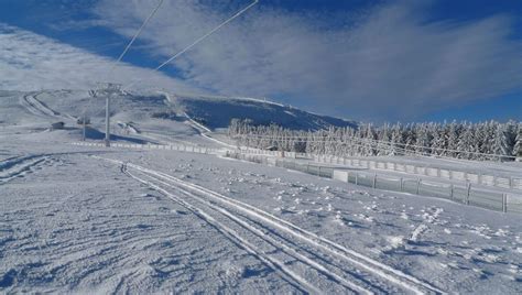 Neige dans la Loire la station de Chalmazel va rouvrir dès mercredi