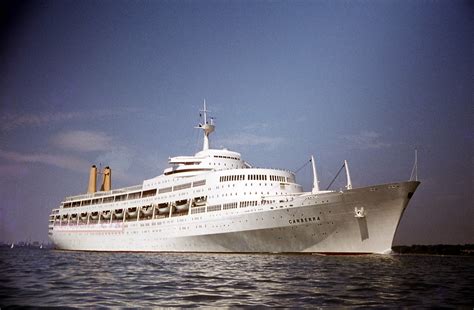 Ocean Superliners: The SS Canberra was the largest ship built at ...