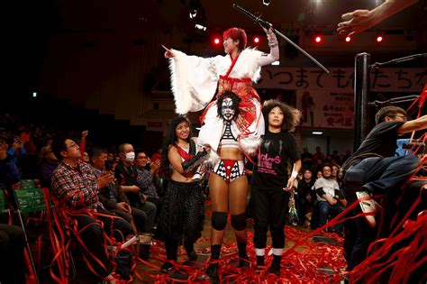 Japans Wild Women Wrestlers