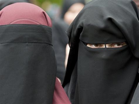 Switzerland Burqa Ban यूरोप के एक और देश में बुर्के पर प्रतिबंध की