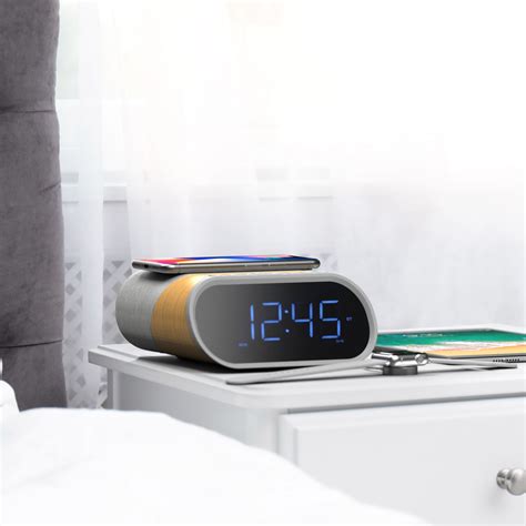 I Box Daybreak Fm Bedside Alarm Clock With Fm Radio