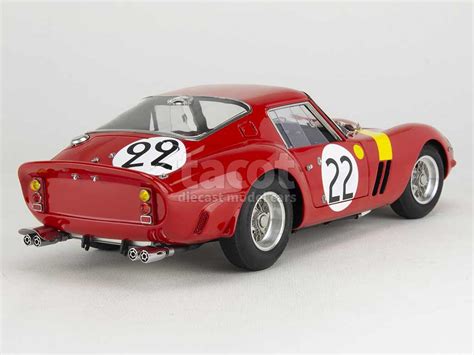 Ferrari 250 GTO Le Mans 1962 CMC 1 18 Autos Miniatures Tacot