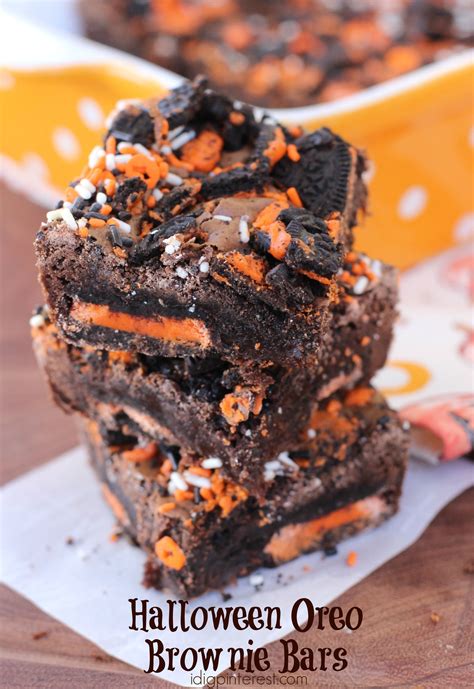 Halloween Oreo Brownie Bars On Halloween Desserts