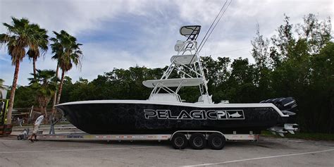 Boat Vinyl Graphics - Boat Wraps