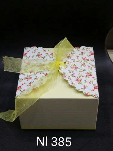 Printed Cardboard Decorative Pastry Boxes 250 Gram With Window At Rs