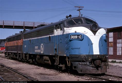 RailPictures.Net Photo: GN 309-C Great Northern EMD F7(A) at Minot, North Dakota by Bob Krone ...