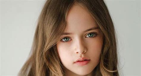 Kristina Pimenova Considerada La Niña Más Hermosa Del Mundo Se