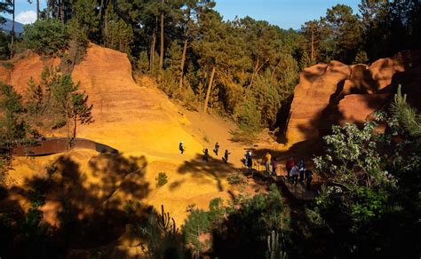 Ochre Trail Of Roussillon H C LEE Flickr