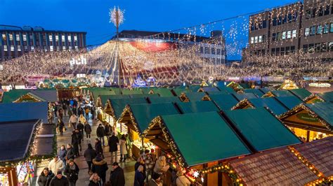 Weihnachtsmarkt In Essen Veranstalter Passt Den Gl Hwein Preis An