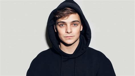 Martin Garrix Age ~ Martin Garrix Age Height Net Worth Girlfriend Images Songs Bio