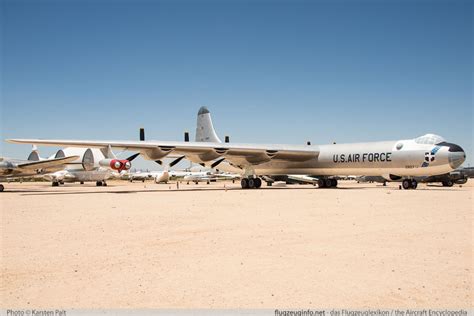 The main landing gear of the Convair XB-36. : aviation