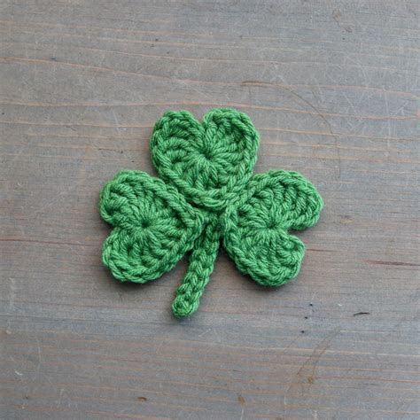 Crochet Pattern: Easy Crochet Shamrock - NorthEastMama | Crochet ...