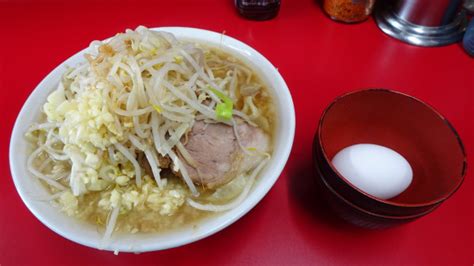 『小（800円）＋生たまご（100円）ヤサイニンニクカラメ』ラーメン二郎 大宮公園駅前店のレビュー ラーメンデータベース