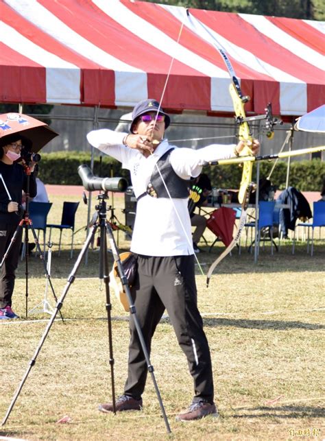 企業射箭》林佳恩射出聯賽首箭 女狀元譚雅婷轉隊「歸零」 自由體育