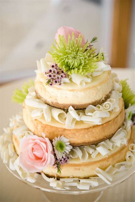 Wedding Cake Flavors How To Pick The Perfect Cake Flavor Combo