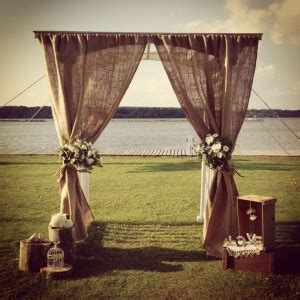 Graceful Vintage Beach Wedding Décor – Beach Wedding Tips