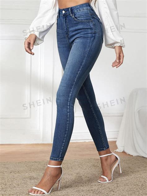 Shein Priv Jeans Ajustados Con Lavado Ligero Moda De Mujer Shein