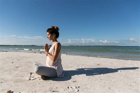 How to Meditate for Relaxation and Stress Relief - LifeHack