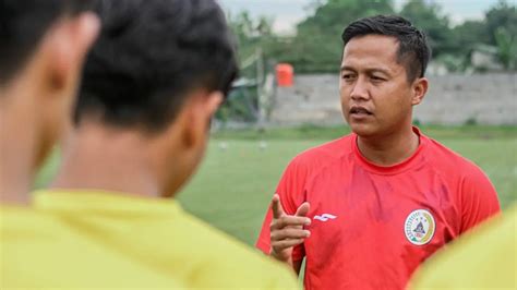 Panen Penghargaan Mantan Kapten Pss Sleman Sabet Gelar Pelatih Terbaik