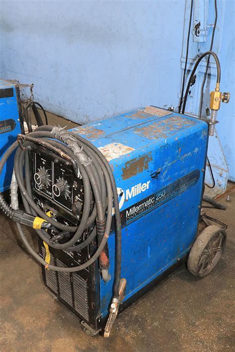 250 Amp Miller Millermatic 250 Arc Welder Ref No 164019 Machinery Values