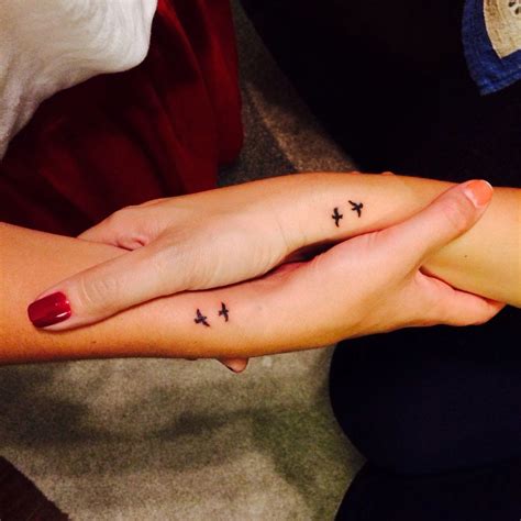 23 Tatuajes Ideales Para Compartir Con Tu Alma Gemela Tu Mejor Amiga