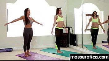 Gorgeous Masseuse Explores The Body Of A Sexy Lesbian Beauty Xvideos
