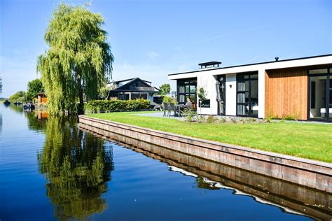 Marinapark Bad Nederrijn Luxus Ferienvillen In Maurik