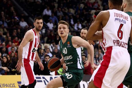 Olympiacos Vs Zalgiris Piraeus Greece Mar Stock Pictures