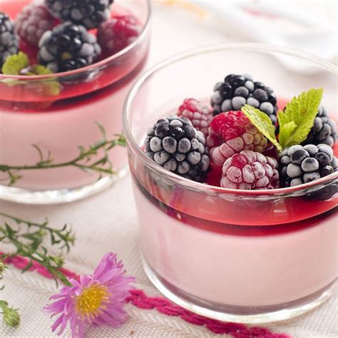 Recette Verrines De Panna Cotta La Fraise Tagada Grenadine Et