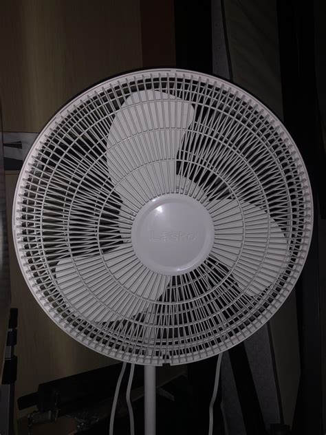 Lasko Oscillating Floor Fan Circa 2019 Scrolller